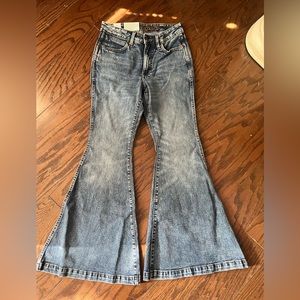 Wrangler Trumpet Flare Jeans